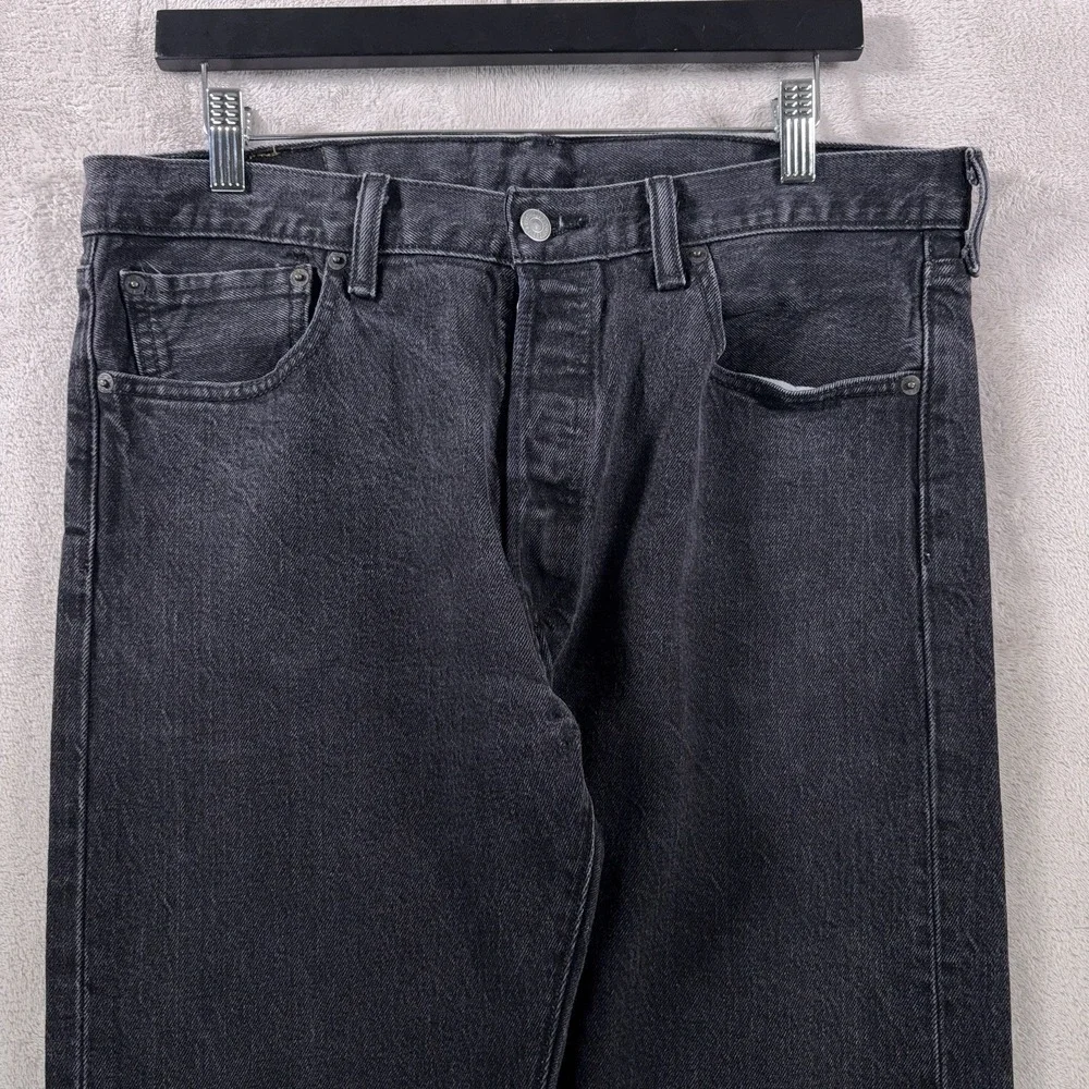 Levi's 501 Jeans Mens 34x28 Black Wash Button Fly Straight Leg Denim Cotton
